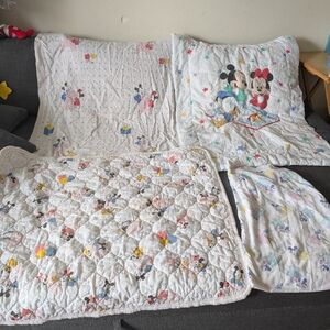 Vintage Disney Minnie Mouse 1984 Dundee Crib Blanket Set!